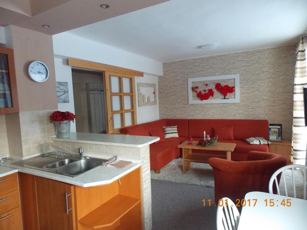 Apartman Jas Liptovský Mikuláš エクステリア 写真
