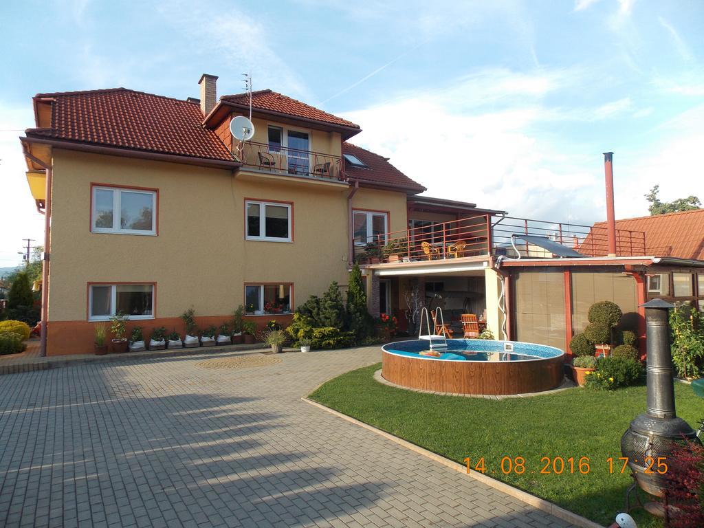 Apartman Jas Liptovský Mikuláš エクステリア 写真
