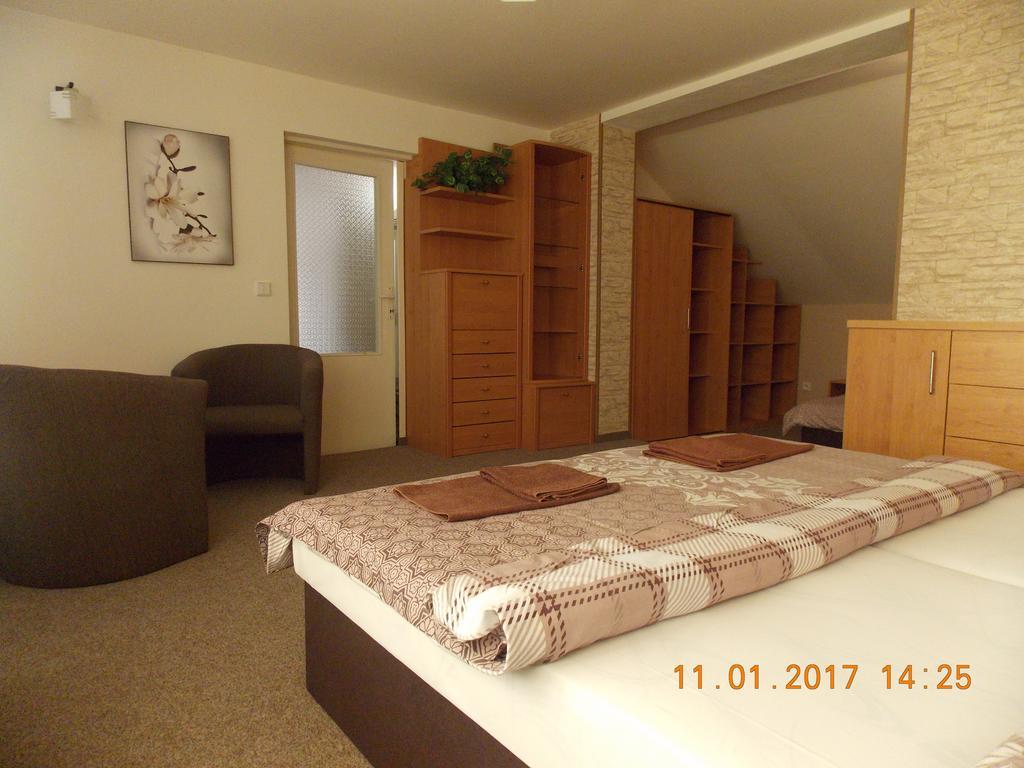 Apartman Jas Liptovský Mikuláš エクステリア 写真